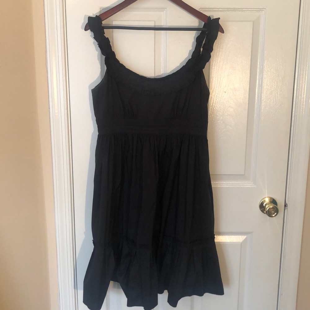 Little Black Dress with Pockets!